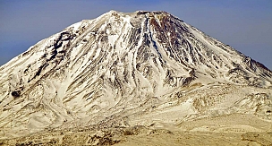 AĞRI DAĞI HAYALLERİ SÜSLÜYOR