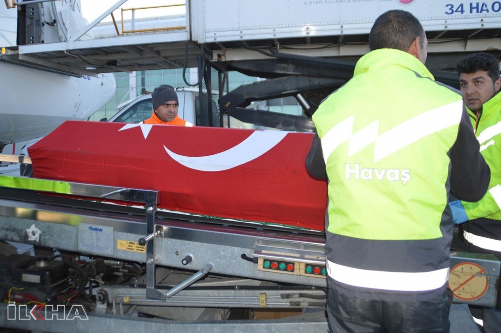 Almanya'daki ırkçı saldırıda hayatını kaybeden Gültekin'in cenazesi Ağrı'ya getirildi