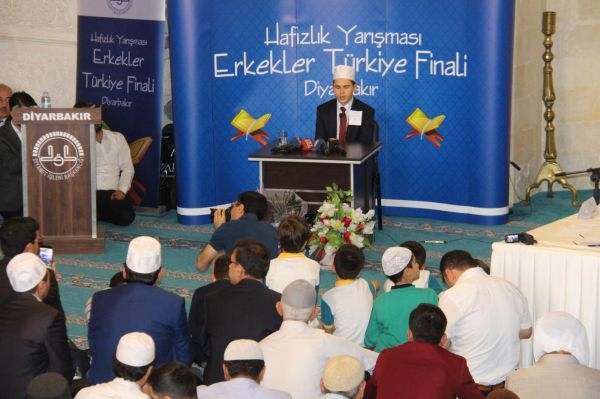 'Hafızlık Yarışması Erkekler Türkiye Finali' Diyarbakır'da yapıldı