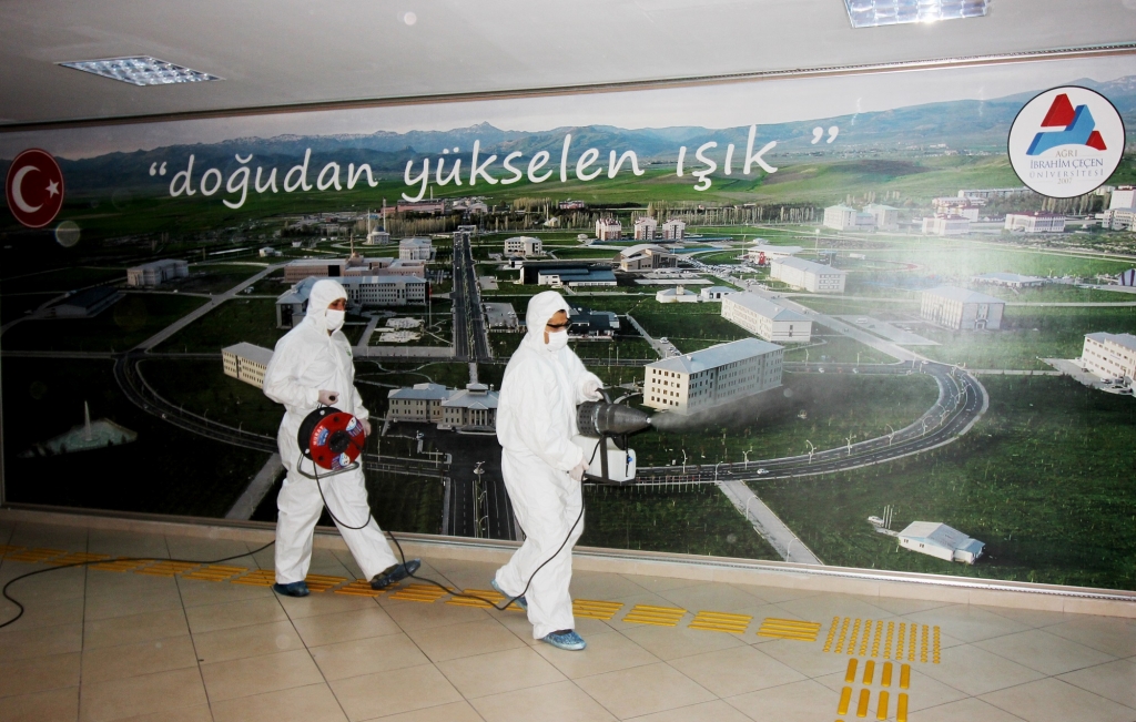 Ağrı İbrahim Çeçen Üniversitesinde COVID-19 tedbirleri sıkı bir şekilde devam ediyor