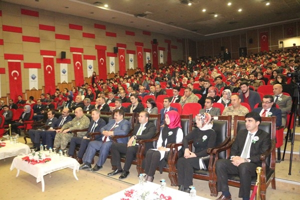 Ağrı'da İstiklal Marşının kabülü programı düzenlendi