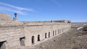 270 Yıllık tarihi mekan hayvan barınağı olarak kullanılıyor