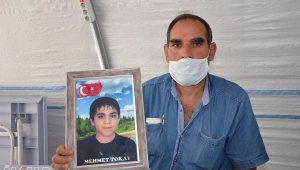 Evlat nöbetindeki baba: HDP'liler evime gelip fotoğrafımı çekip, tehdit etti 