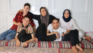 Suriyeli kardeşlerin annelerine kavuşma sevinci 