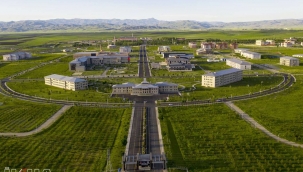 AİÇÜ Rektörü Karabulut, eğitim takvimi için konuştu