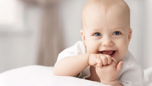 Coronavirus hastası annelere uyarı: Bebeğinizi mutlaka emzirin 