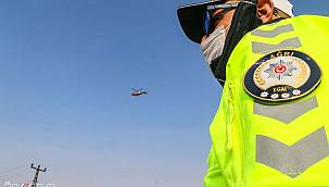 Ağrı'da helikopter ve drone destekli trafik denetimi yapıldı 