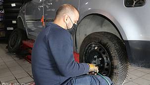 Oto lastikçilerden sürücülere kış lastiği uyarısı 