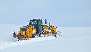 Ağrı'da 232 köy yolu ulaşıma kapandı