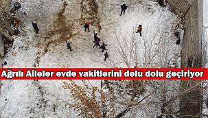 Ağrılı aileler vakitlerini evlerinde etkinlik yaparak geçiyoruz