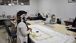 Kurslarda aldıkları eğitimle meslek sahibi oluyorlar