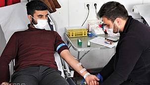 Vatandaşlar kan bağışında bulundu 