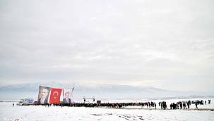 Gerçekleştirilen törenle Ağrı Dağı tırmanışa açıldı 