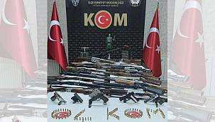 Ağrı da silah kaçakçılarına eş zamanlı operasyon 