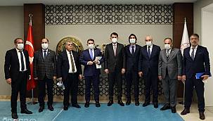 Ağrı'nın ilçe belediyelerine Çevre ve Şehircilik Bakanı'ndan yeni yatırım sözü 