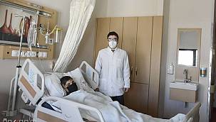 İlk defa “SPNL” yöntemi ile böbrek taşı ameliyatı yapıldı 