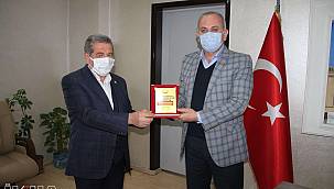 Sağlık çalışanlarına HÜDA PAR'dan ziyaret 