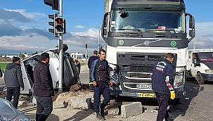 Trafik kazası: 2'si ağır 4 yaralı