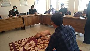 Adıyaman'da öğretmen ve velilere ilk yardım eğitimi verildi 