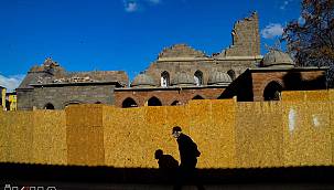 Ağrı Merkez Camii yıkımı geçekleşti 