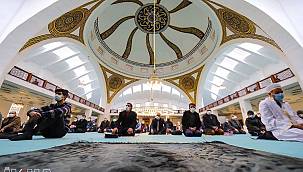 Bu Ramazan camiilerimiz evlerimiz olmalı 