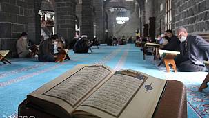 Diyarbakır'da 1382 yıldır mukabele sünneti sürdürülüyor 
