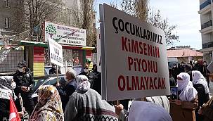 Van HDP İl Binası önündeki eylemi 8'inci haftasında 