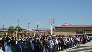 Ağrı halkı Filistin'deki şehitler için gıyabi cenaze namazı kılındı 