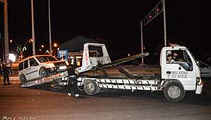 Ağrı'da trafik kazasında iki kişi yaralandı 