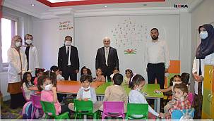 4-6 yaş gurubu Kurslarında hem Kur'an hem de ahlak eğitimini veriliyor 