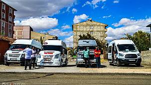 iki yıldır araçlarına kontak vurmayan okul servisleri heyecanla pazartesiyi bekliyor 