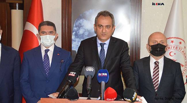 Milli Eğitim Bakanı Özer: Velilerimiz kesinlikle yardımcı kaynak almasınlar