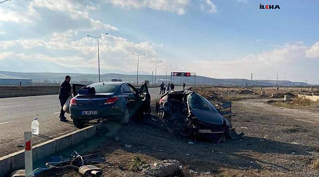 Ağrı'da meydana gelen kazada 4 aylık hamile kadın vefat etti