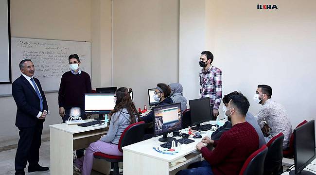 Üniversiteden başarılı çalışma