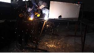 Ağrı'daki bu okul fabrika gibi çalışıyor