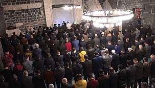 Bugün Regaip Kandili