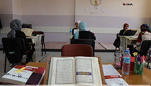  İmam Hatip Okullarında nitelikli hafızlar yetişiyor