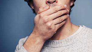 Ağız kokusu neden kaynaklanıyor?