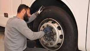 Araçlara yaz lastikleri takılmaya başlandı 