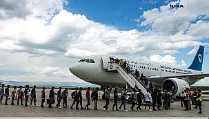 Türkiye'ye yasa dışı yollarla giren yüzlerce Afgan sığınmacılar Ağrı'dan ülkelerine gönderildi