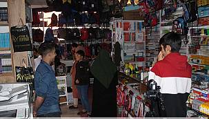 Ağrılı kırtasiyeciler yüksek fiyatlardan şikayetçi 