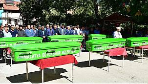 Feci kazada hayatını kaybedenler toprağa verildi