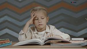 Okula gitme alışkanlığını edinemeyen öğrencilere karşı aileler nasıl davranmalı?