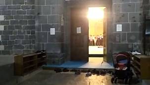 Li Dîyarbekirê di dema nimêja bi cemaatî de navber nedayîna ji muzîka mîhrîcanê re bertek 