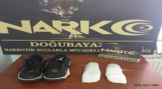 Ağrı’da ayakkabı içerisine gizlenmiş uyuşturucu madde ele geçirildi
