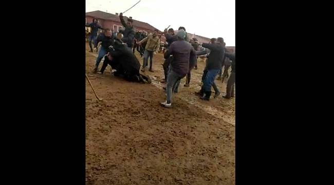 Ağrı hayvan pazarında çıkan kavgada 4 kişi yaralandı