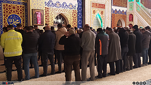 Dünya Birincisi Muhsin Kara Ağrı'da sabah namazı ezanı okudu