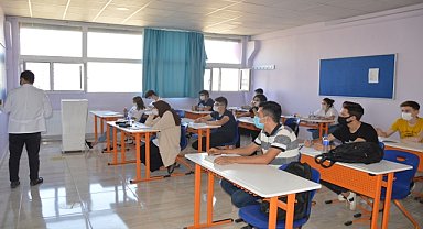 Eğitimciler üniversite sınavına 9'ncu sınıftan itibaren çalışmak gerekiyor