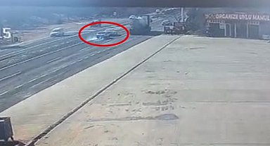 Şanlıurfa'daki kaza güvenlik kameralarına yansıdı