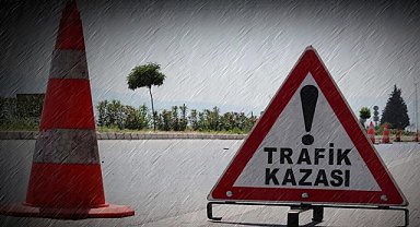 Tur midibüsü devrildi: 1 ölü, 27 yaralı